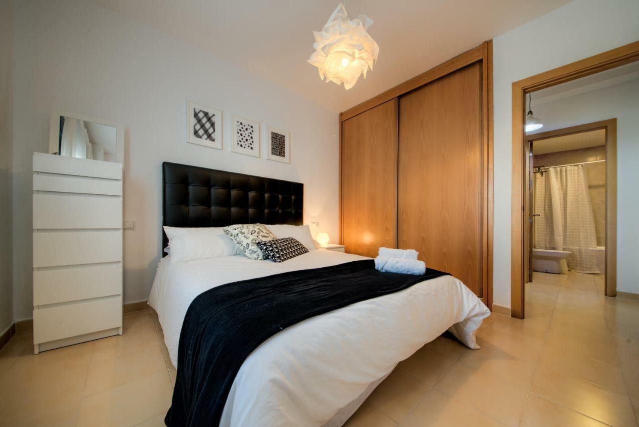 Apartamento Daniel コニル・デ・ラ・フロンテラ エクステリア 写真
