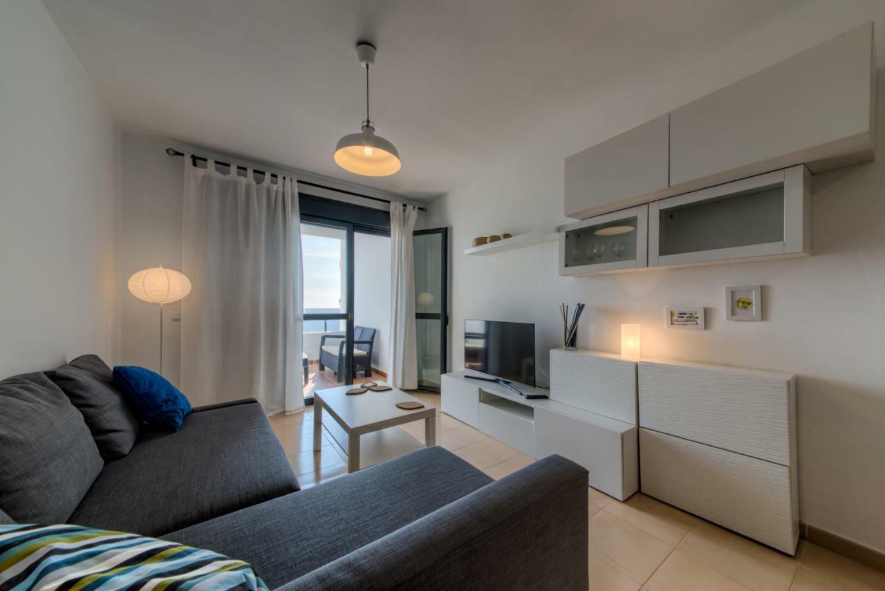 Apartamento Daniel コニル・デ・ラ・フロンテラ エクステリア 写真