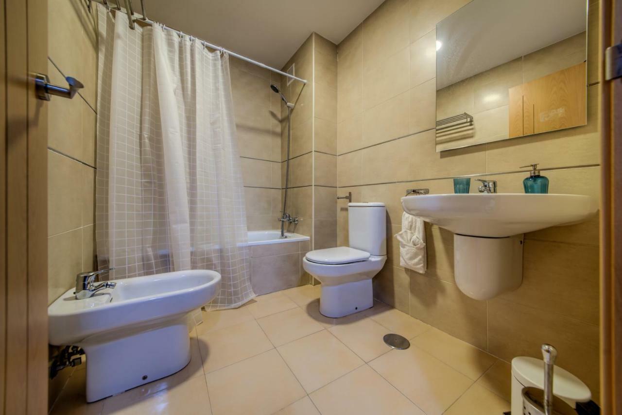 Apartamento Daniel コニル・デ・ラ・フロンテラ エクステリア 写真