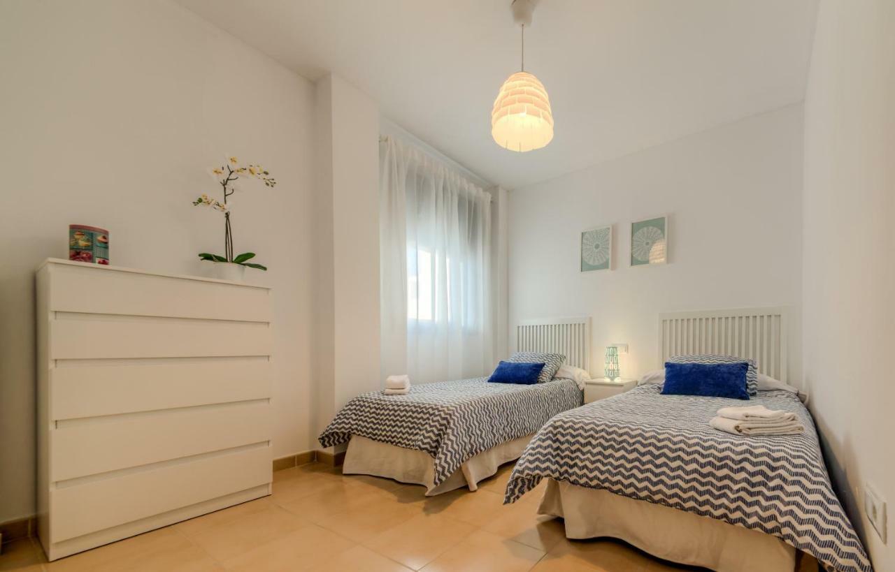 Apartamento Daniel コニル・デ・ラ・フロンテラ エクステリア 写真
